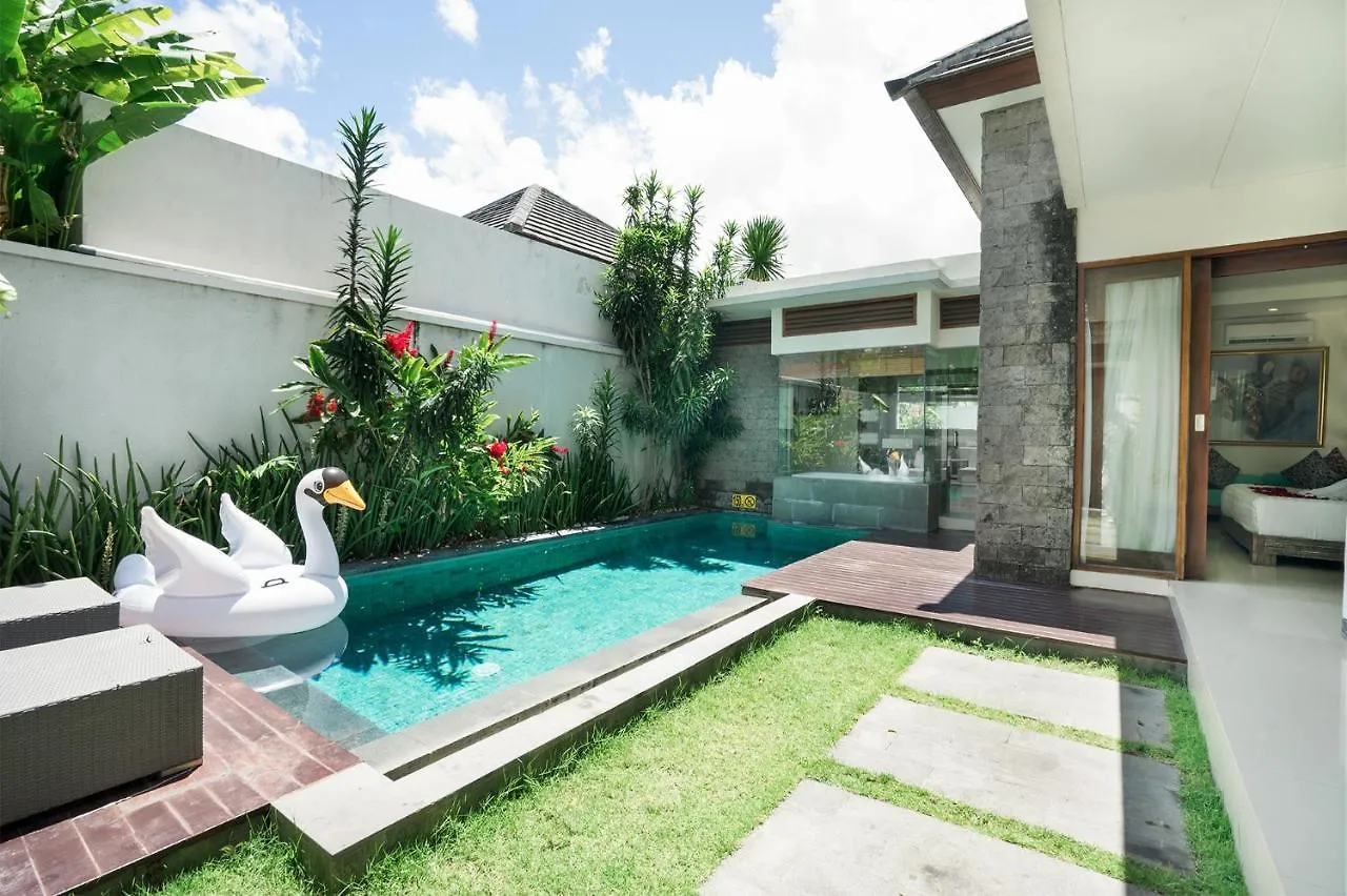 Royal Samaja Villas Seminyak  0*, Seminyak (Bali)